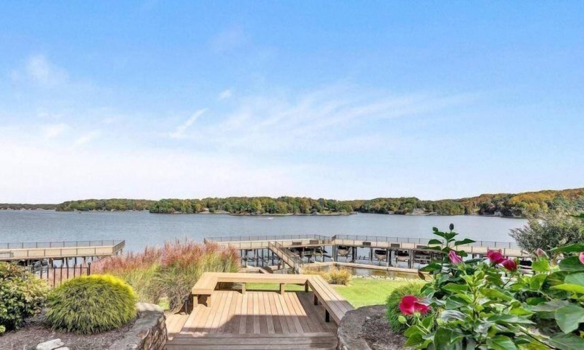 North Shore Condo | Peaceful Point - Fantastic Upscale Condo Available Ready for Vacation?