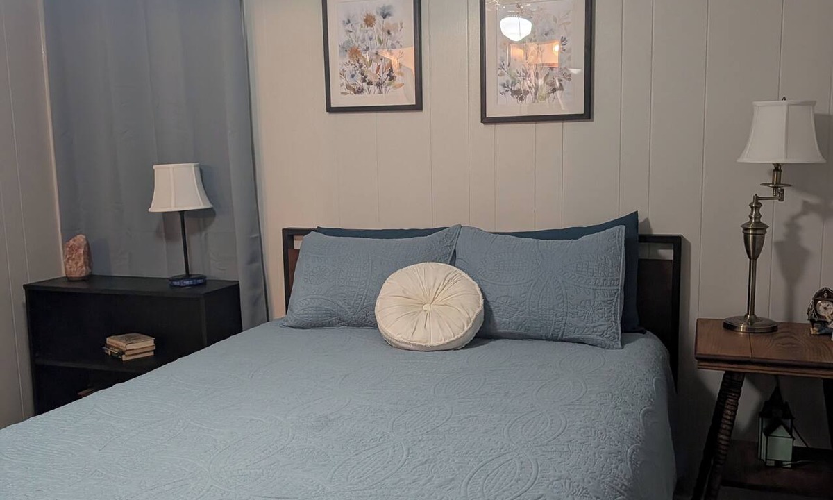 Reidsville House | Peaceful Stay in the Country