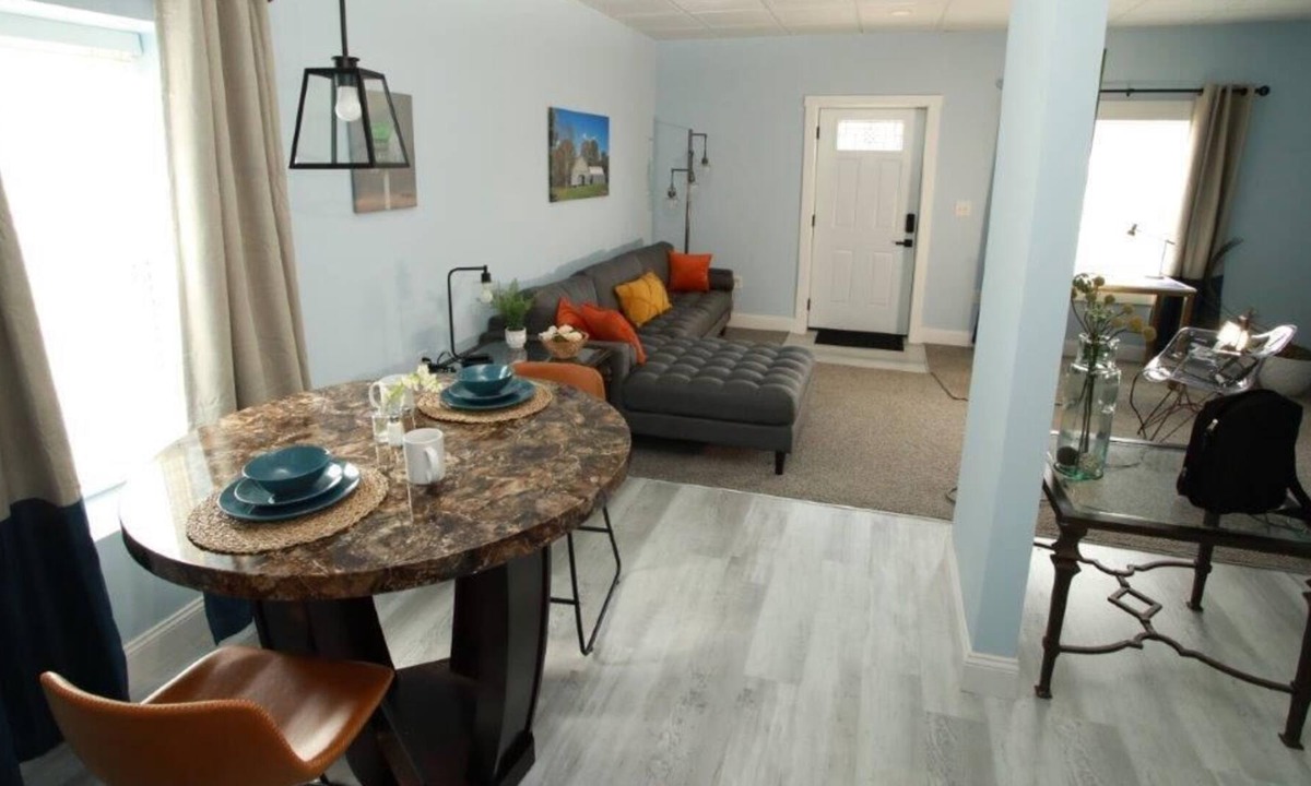 Indian Head Apartment | Pentagon Suites