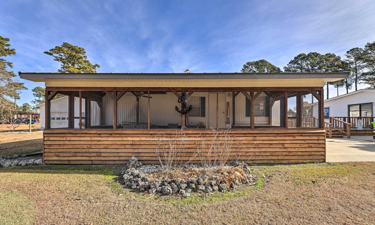Oriental Cabin | Pet-Friendly Cabin w/Dock: Fish & Explore!