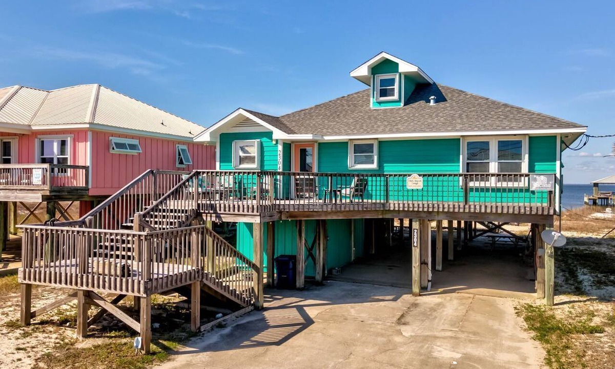 Silver Cay Cottage | Pet-Friendly Cottage with Private Beach Access & Pier in Dauphin Island, Alabama