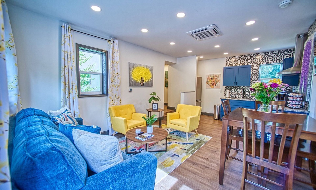 Sharon Cottage | Pet-Friendly Station at Firmstone Manor