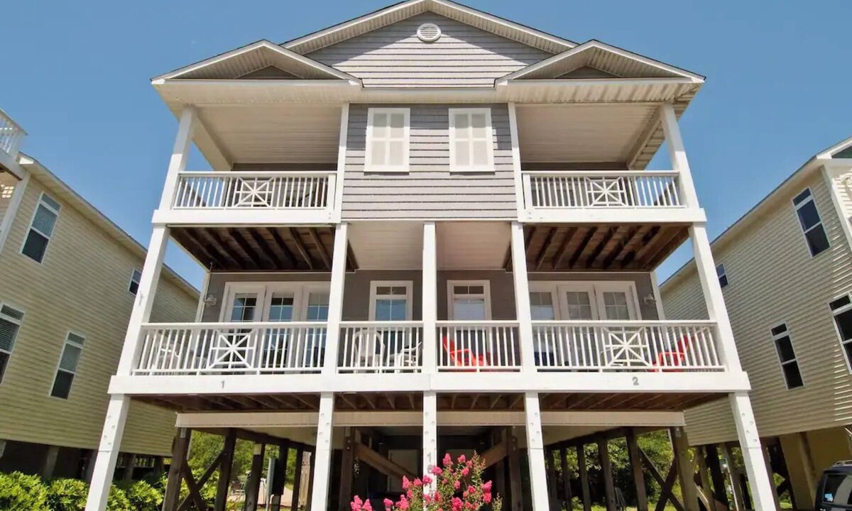 Wilmington Beach House | Pleasure Island duplex, a local favorite for sun, sand, fun, and fishing