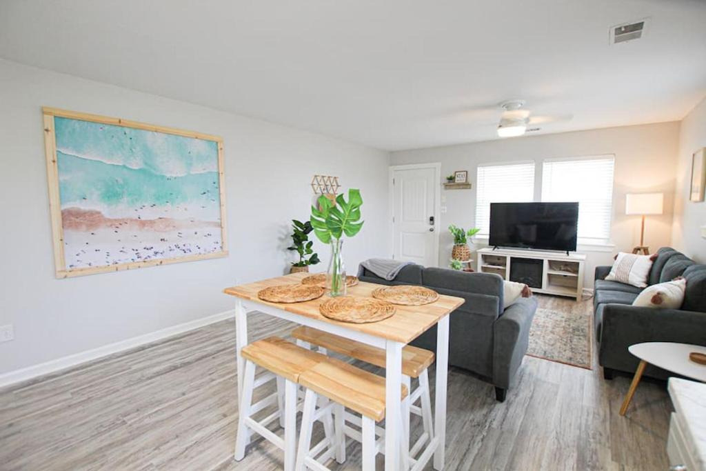 Kure Beach Villa | Positive Waves