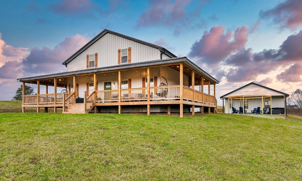 Chaplin House | Prather Ridge Estate · Bourbon Trail · 6BR · Pickleball · Hot Tub · Sauna