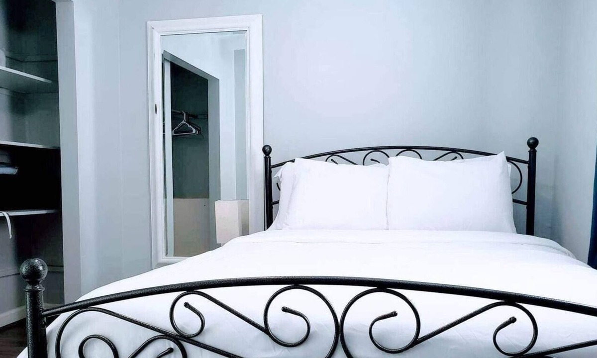 Linthicum Heights Apartment | Private 3 Bedroom Duplex Near BWI/Easy Access I95/Baltimore