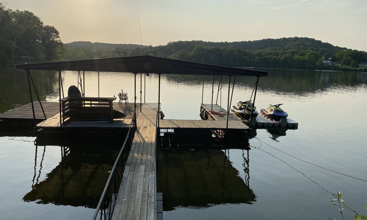 Lake of the Ozarks Cabin | Private 42-Acre Lakefront Retreat w/Dock, Kayaks, Creek & Trails