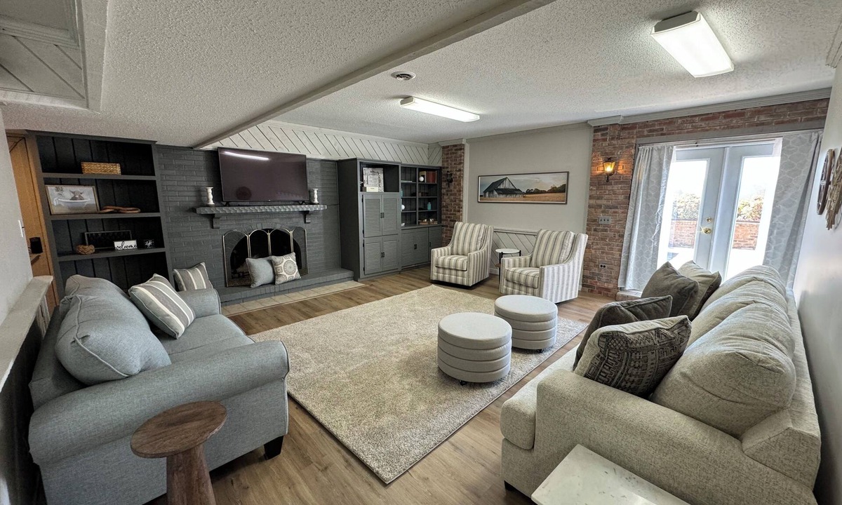 Newcomb Apartment | Private Farm Retreat with Stunning Mountain & Sunset Views