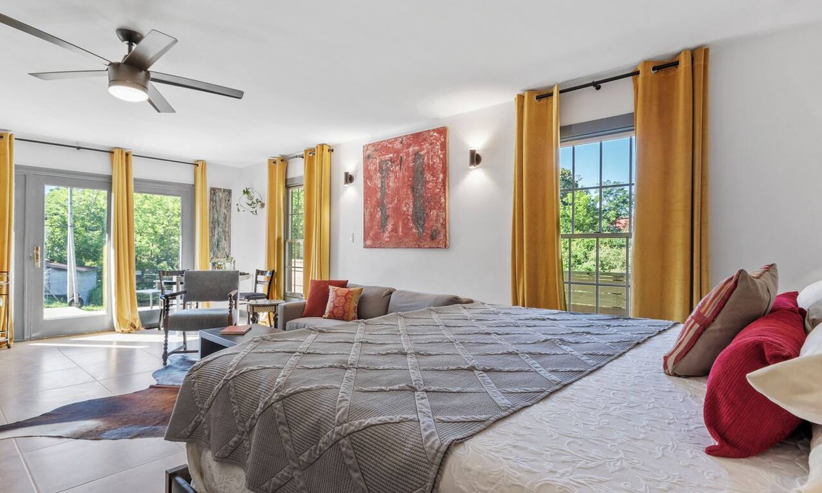 Burnsville Apartment | Private King Suite with Spa Bath, Full Kitchen & Pasture Views Near Town