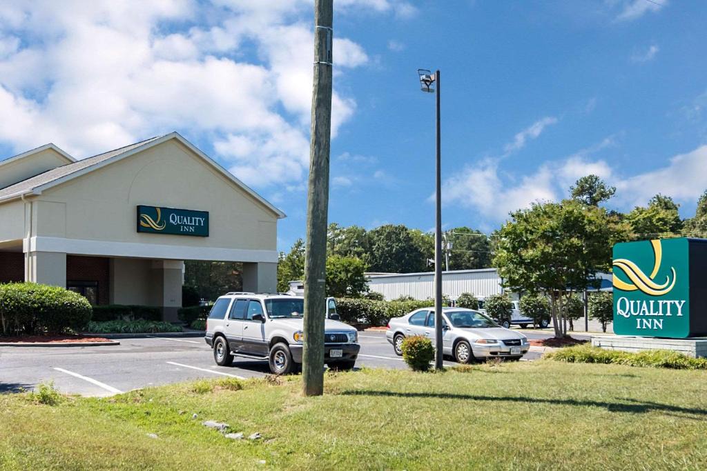 Warsaw Hotel | Quality Inn Warsaw near Rappahannock River