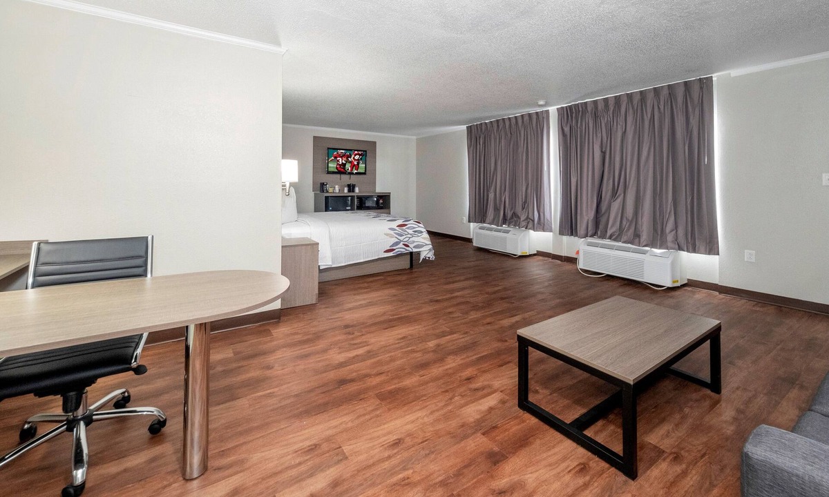 Petersburg Hotel | Red Roof Inn Petersburg - Fort Lee