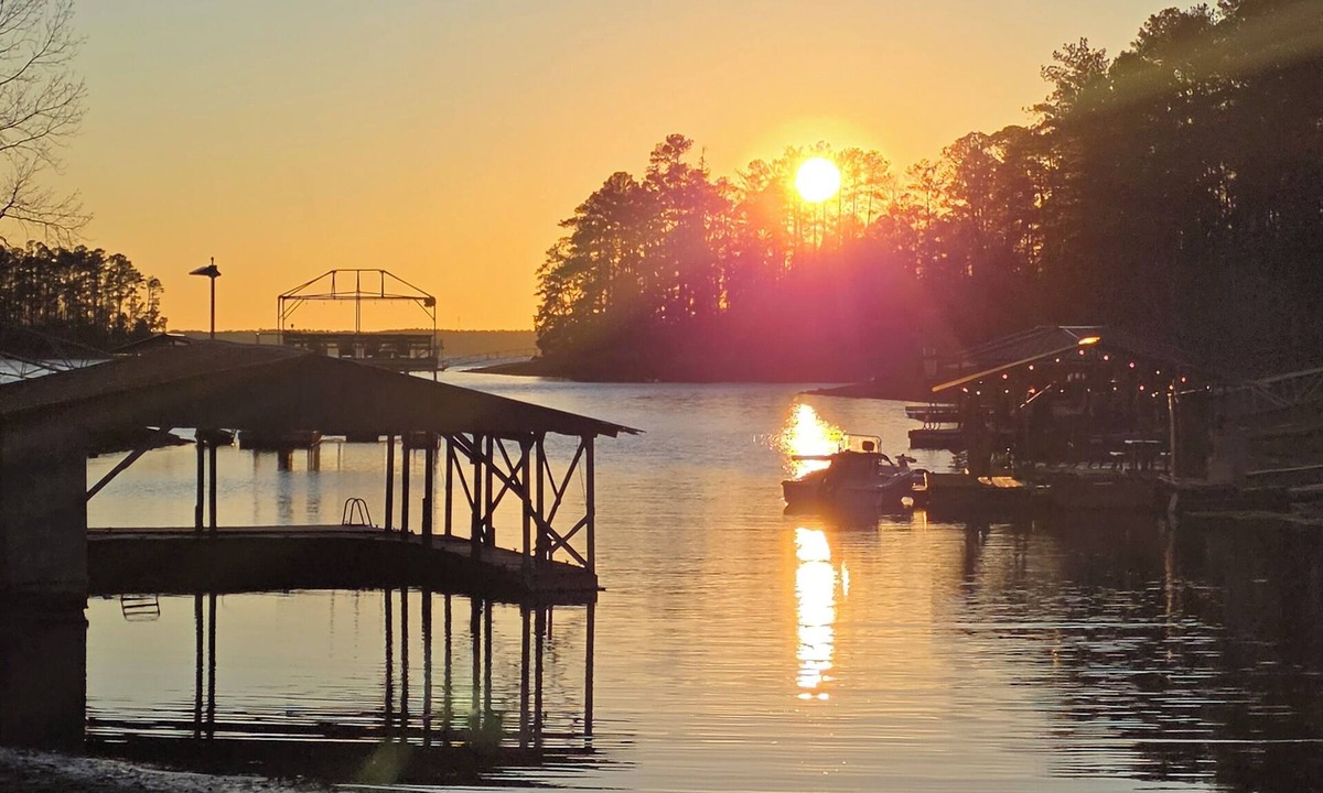 Modoc Shores House | Reel Retreat at Modoc Shores Lakefront Clark's Hill/Lake Thurmond.