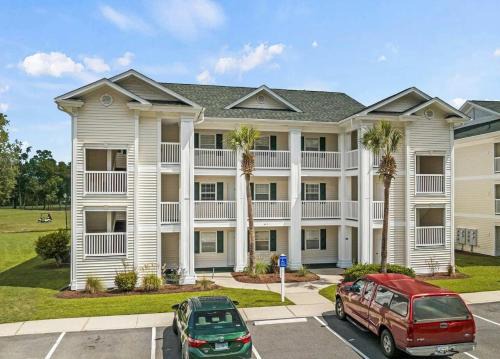 Carolina Forest Apartment | River Oaks Gorgeous 2BR condo