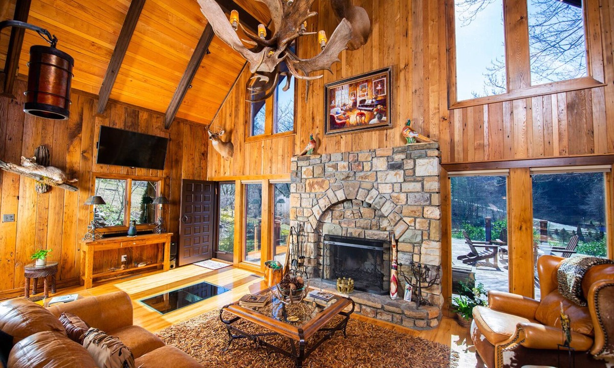 Sugar Grove Cabin | River Ranch Farm Stay with Petting Zoo Ziplines
