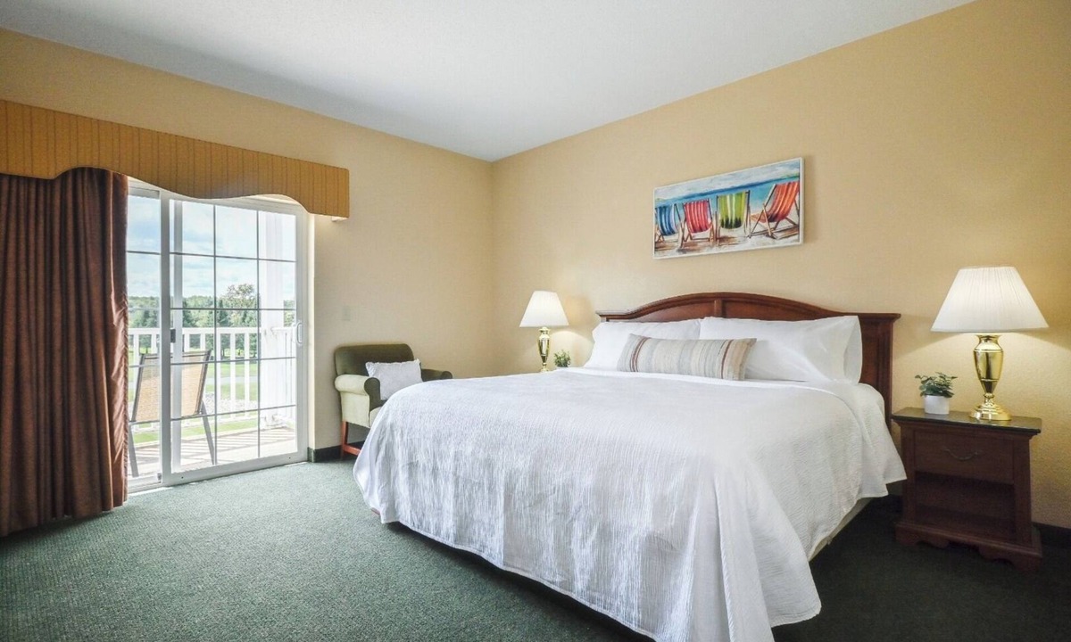 Pembine Hotel | Riverfront Escape! 2 Relaxing Units Near Trails! Pool, Gym & Free Parking!