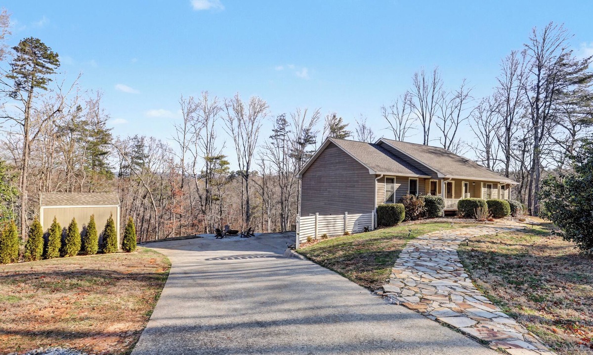 Clarkesville House | Riverwilde Cottage on the Soque River and only 25 minutes from Helen