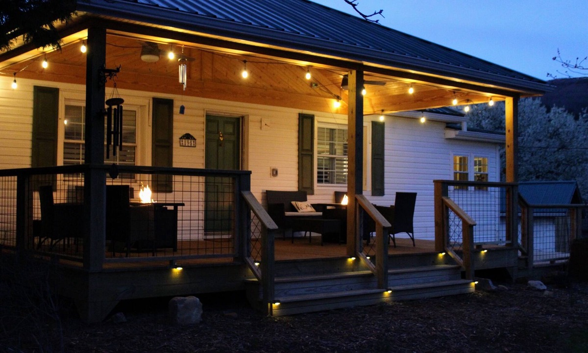 Hot Springs House | Romantic Couples Escape | Dogs Stay Free | Hot Springs, NC | The Bailey
