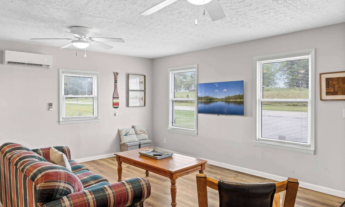 Westview Apartment | Rough River Lake Home for Work & Getaway Seekers!
