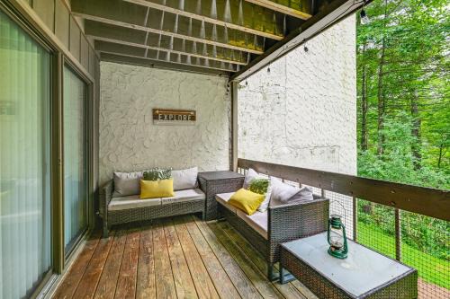 Sapphire House | Sapphire Valley Condo w/Pool & Lake Beach Access!