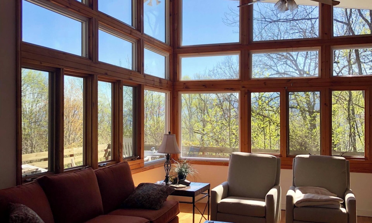 Walker-In-the-Hills House | Scenic cabin getaway minutes from town