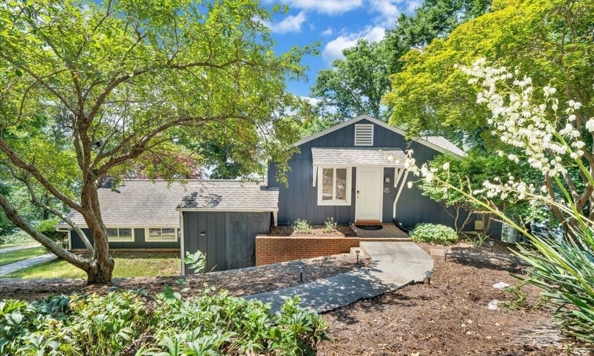 Goodview House | Scenic Point - Private Lakefront Home w/Dock, Fire pit, outside shower & Hot tub