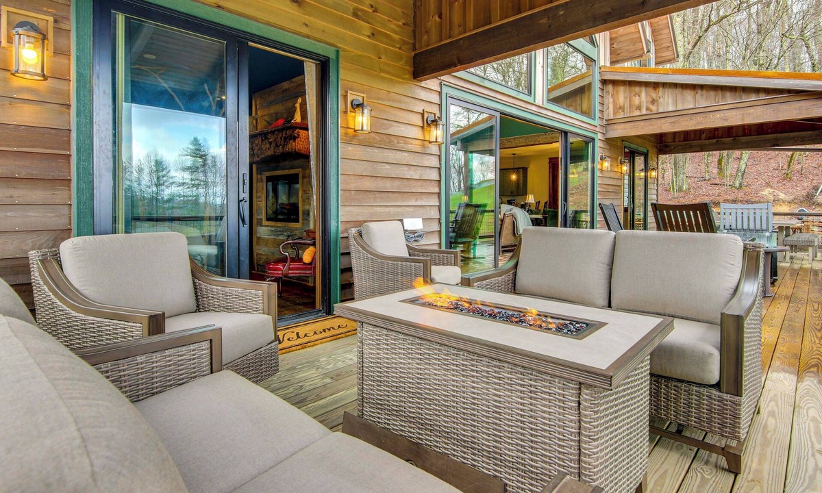 Glenville Cottage | Scenic Sanctuary w/Mtn Views: Glenville Lodge