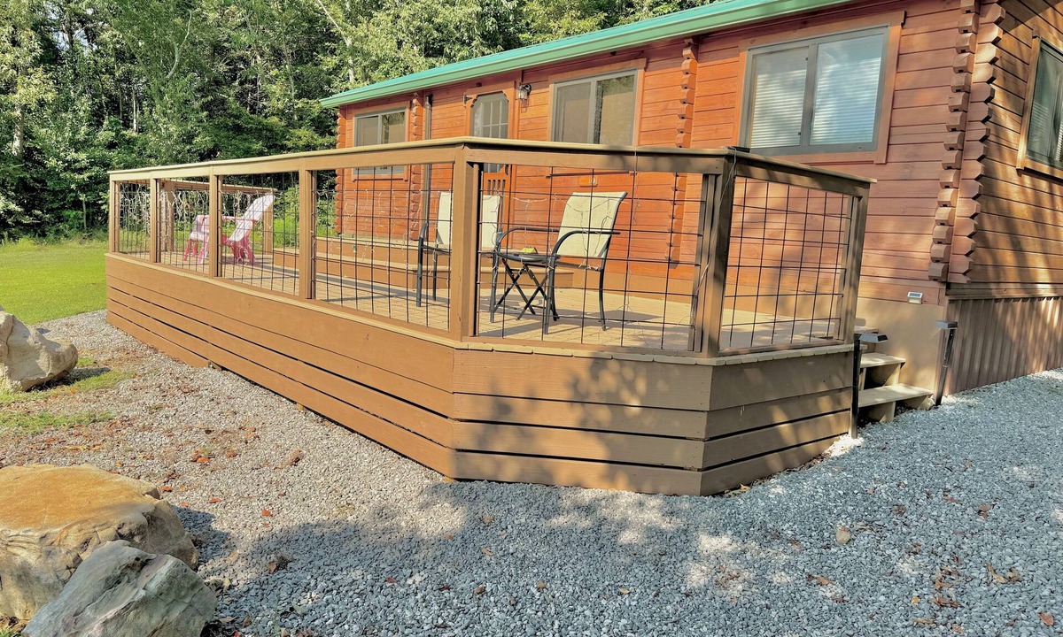 Wildwood Cabin | Screech OwL Cabin for 2