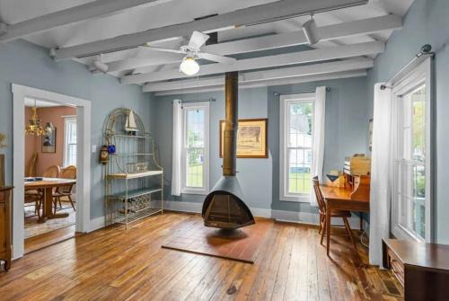 Morehead City House | Scuttlebutt Nautical Cottage