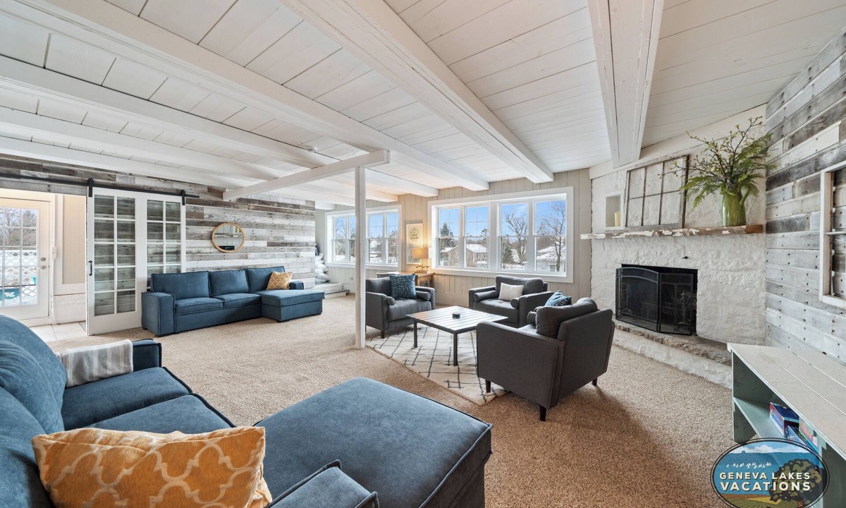 Walworth Apartment | Second Level Elevated Escape |The Crows Nest | 1.9 miles to Fontana and Abbey Resort