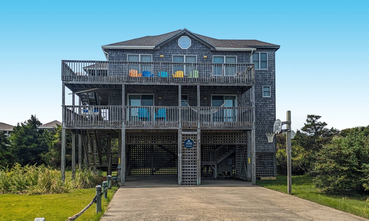 Avon House | SEMI-OCEANFRONT-5 BR, 3 Full & 1 Half Bath-just two lots from the beach walkway