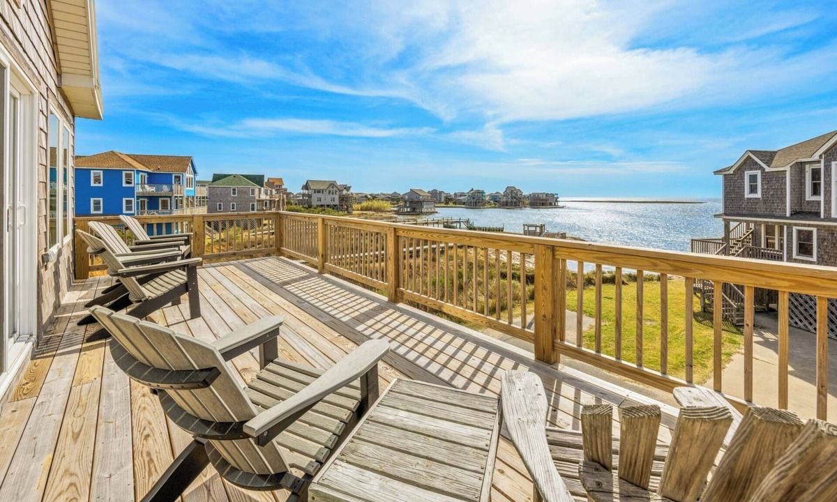 Avon House | Semi-Soundfront Dog Friendly Home w/Hot Tub, Community Pool and Boat Dock