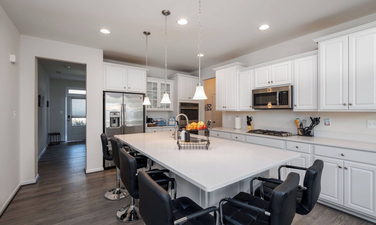 Frankford House | Sharp Ocean View Paradise with Hot Tub, Game Room & Free Daily Massages!