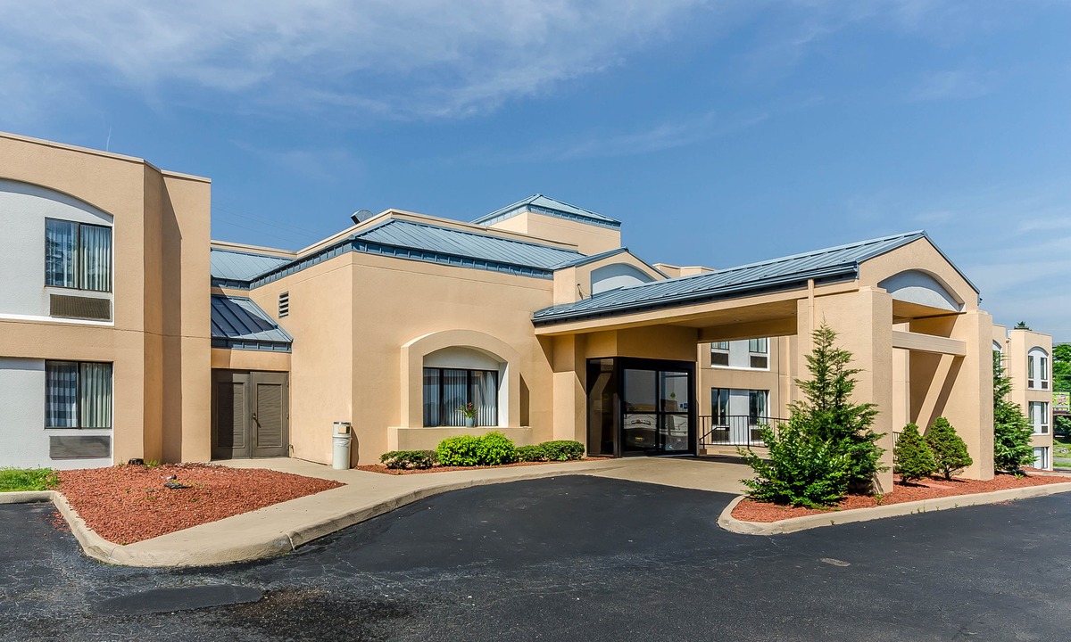 Cave Spring Hotel | Sleep Inn Tanglewood