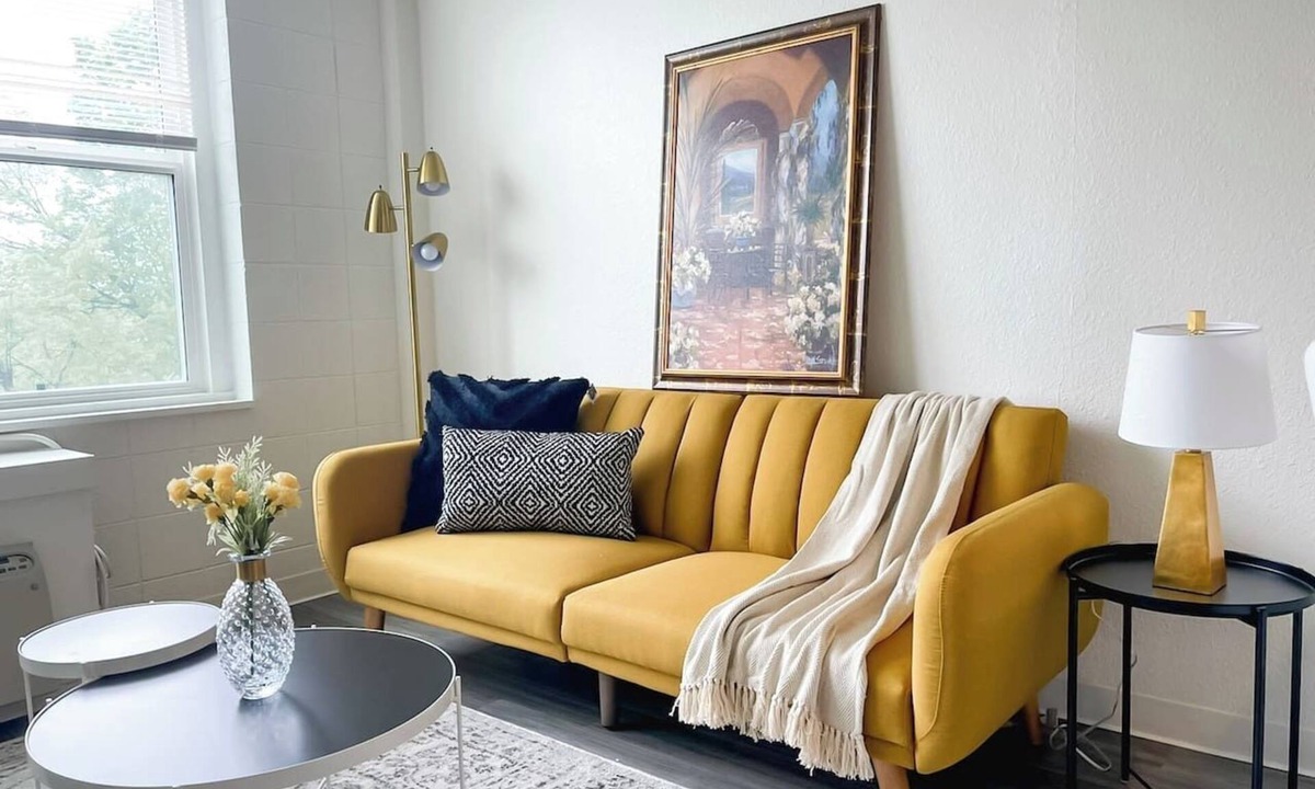 Corryville Apartment | Sleepover | Luxurious 1BD/1BA + Gym - Cincinnati