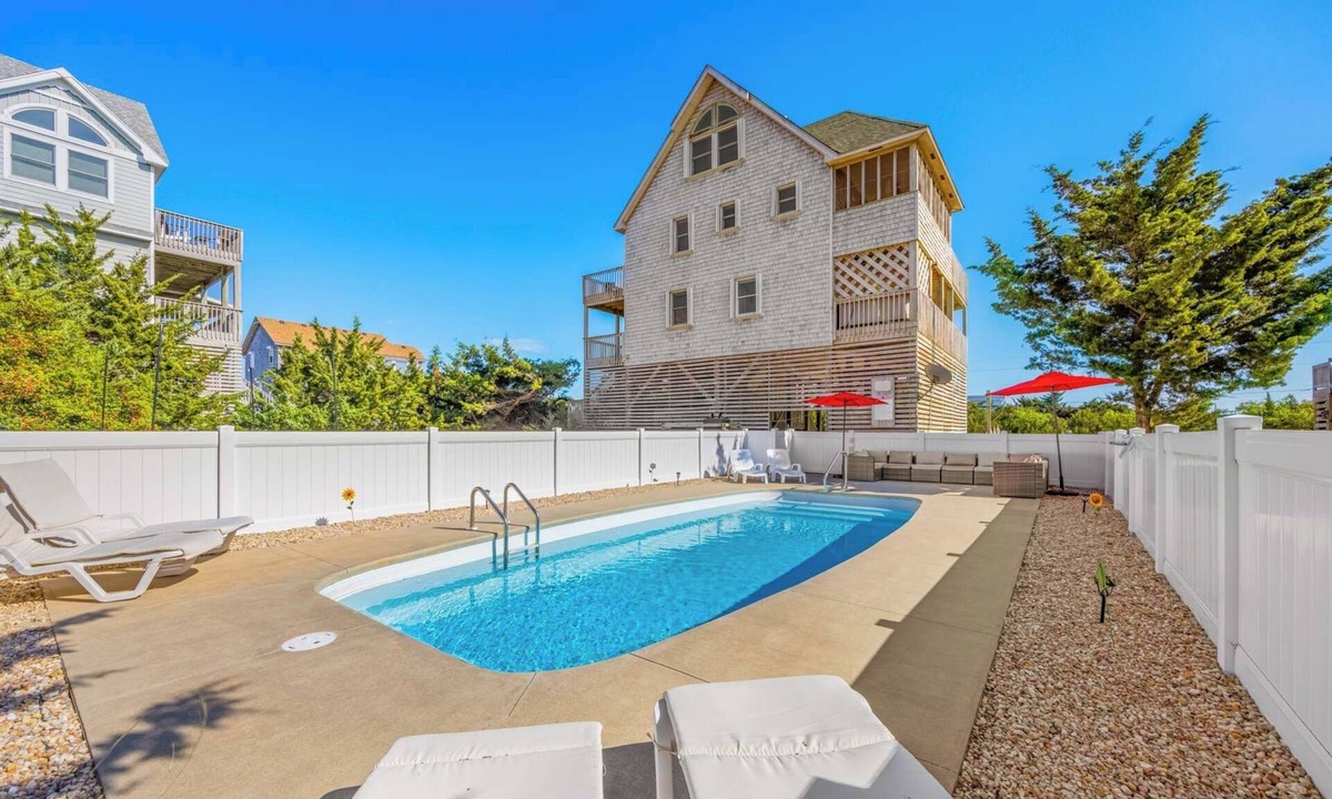 Waves House | S’mores & Shores - Dog Friendly Oceanview Home w/Saltwater Pool & Hot Tub