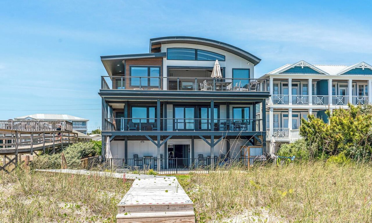 Carolina Beach House | Sol de Mar Beach, Sleeps 29, Pool! Contemporary Oceanfront, both duplex units