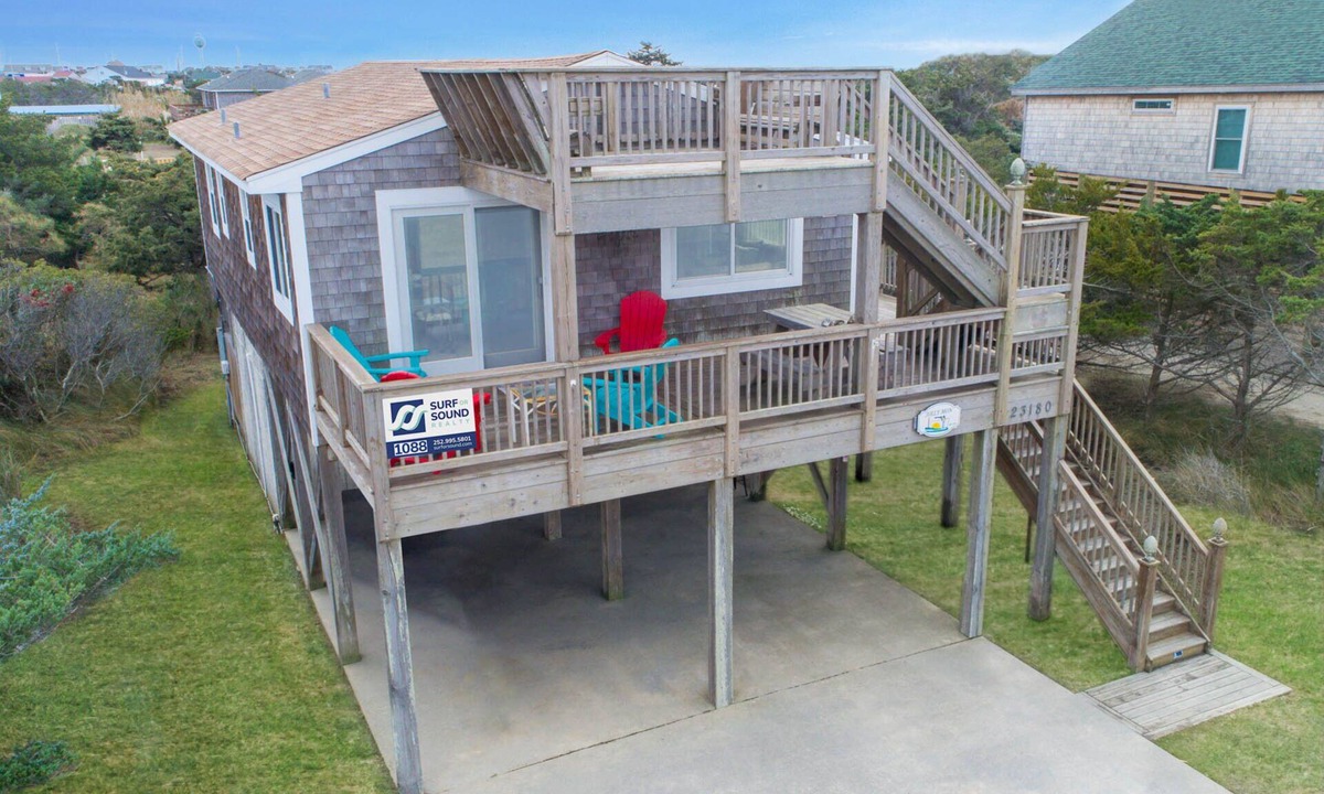 Rodanthe House | Soundside Rodanthe Home with Hot Tub, Outdoor Bar, Basketball, Smart TVs