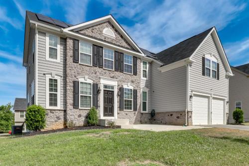 Accokeek House | Spacious Accokeek Home Near MGM, Alexandria & DC!