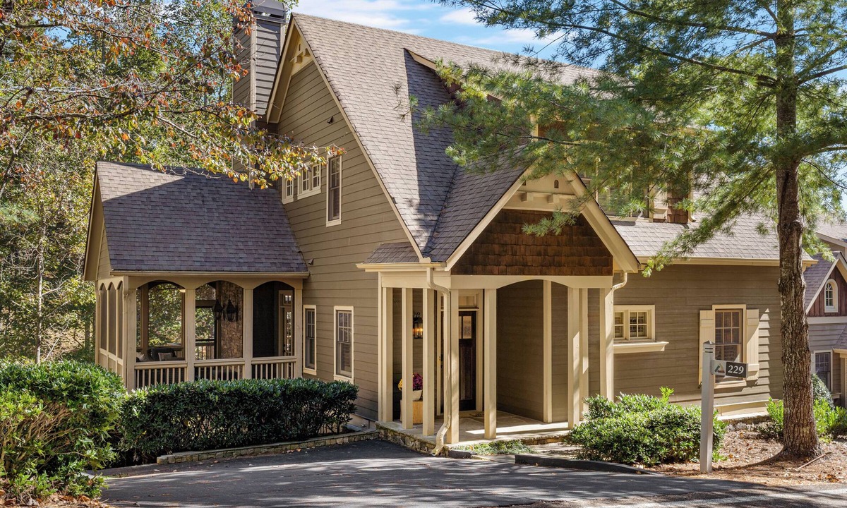 Big Canoe House | Spacious Big Canoe Retreat - Walk to Beach Club!