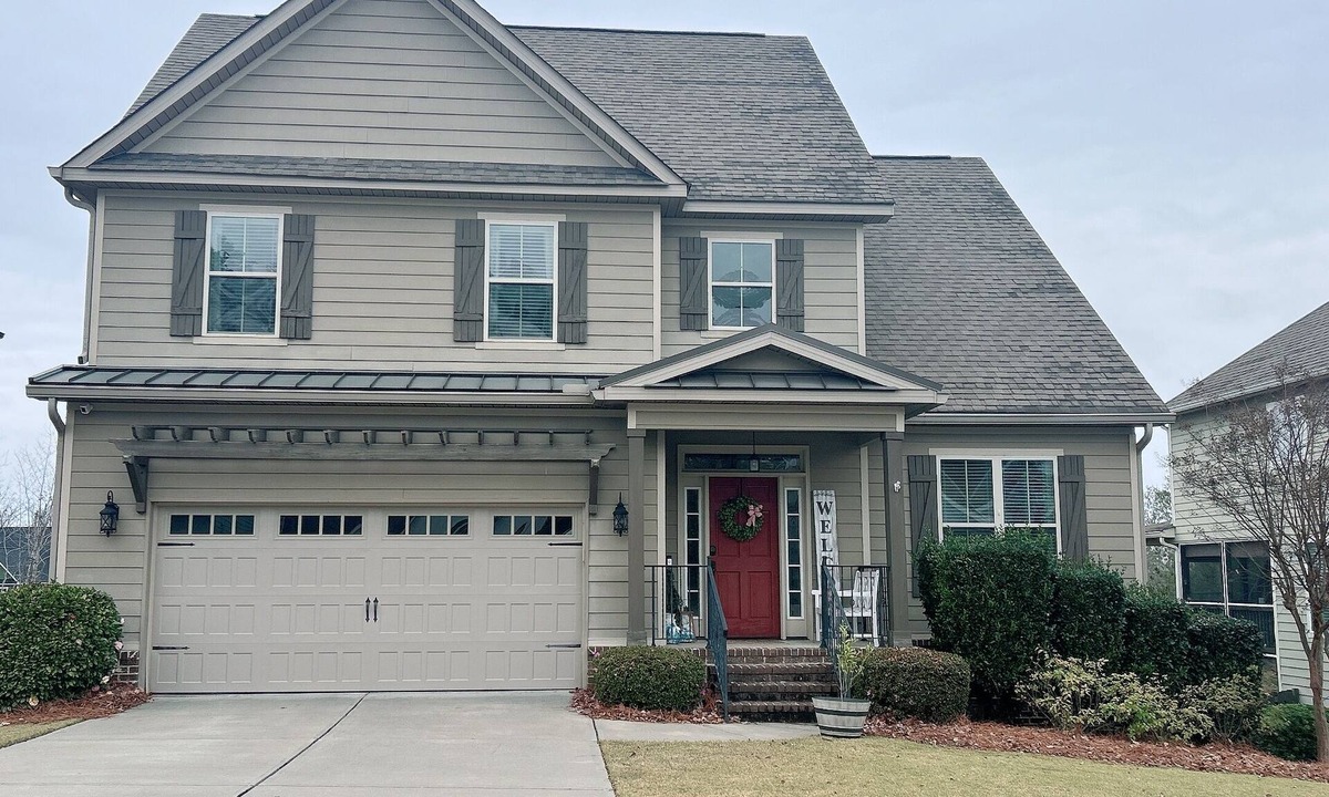 Riverwood Plantation House | Spacious & Charming 5-Bedroom Family Home in Quiet Evans Neighborhood.