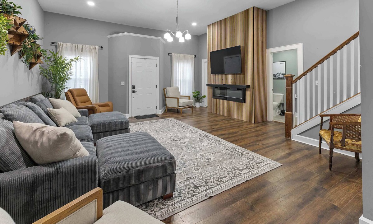 Indianapolis House | Spacious Downtown Retreat Near the Childrens Museum