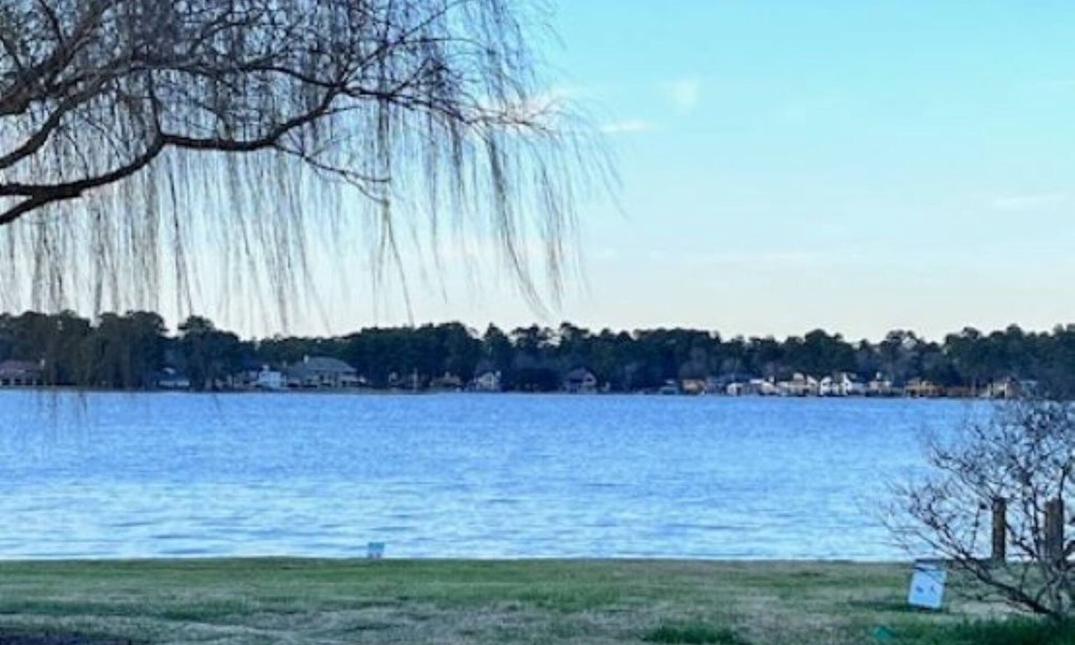 April Sound House | Spacious Lake Conroe Lakeview Home, 3 BR/3 BA, Gated Community, Sleeps 6-8