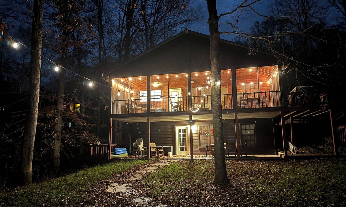Clarkson House | Spacious Nolin Lake Retreat - Sleeps 12 - Kayaks, Fire Pit + Private Cove Access