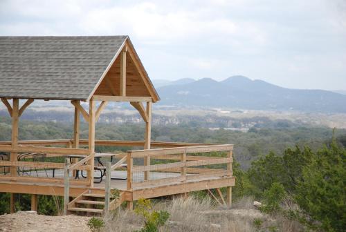 Utopia House | Spacious Utopia Family Home w/Hill Country Views