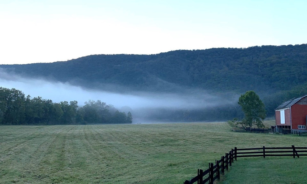 Fishers Hill House | Springhouse Cottage at 200-Acre Shenandoah River Retreat Mountain & River Views