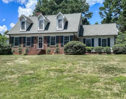 Gastonia Apartment | Staysobrio Luxury Stays