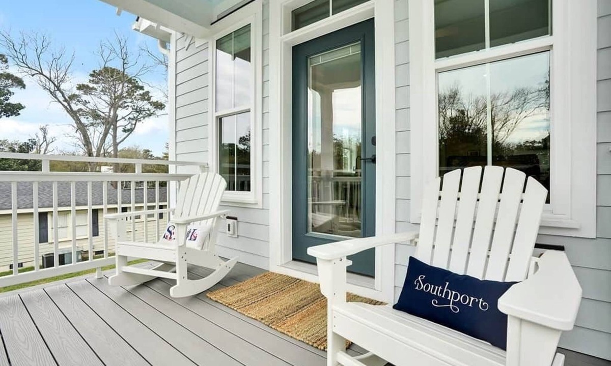 Southport Apartment | Suites on Brown - Blue Heron Suite