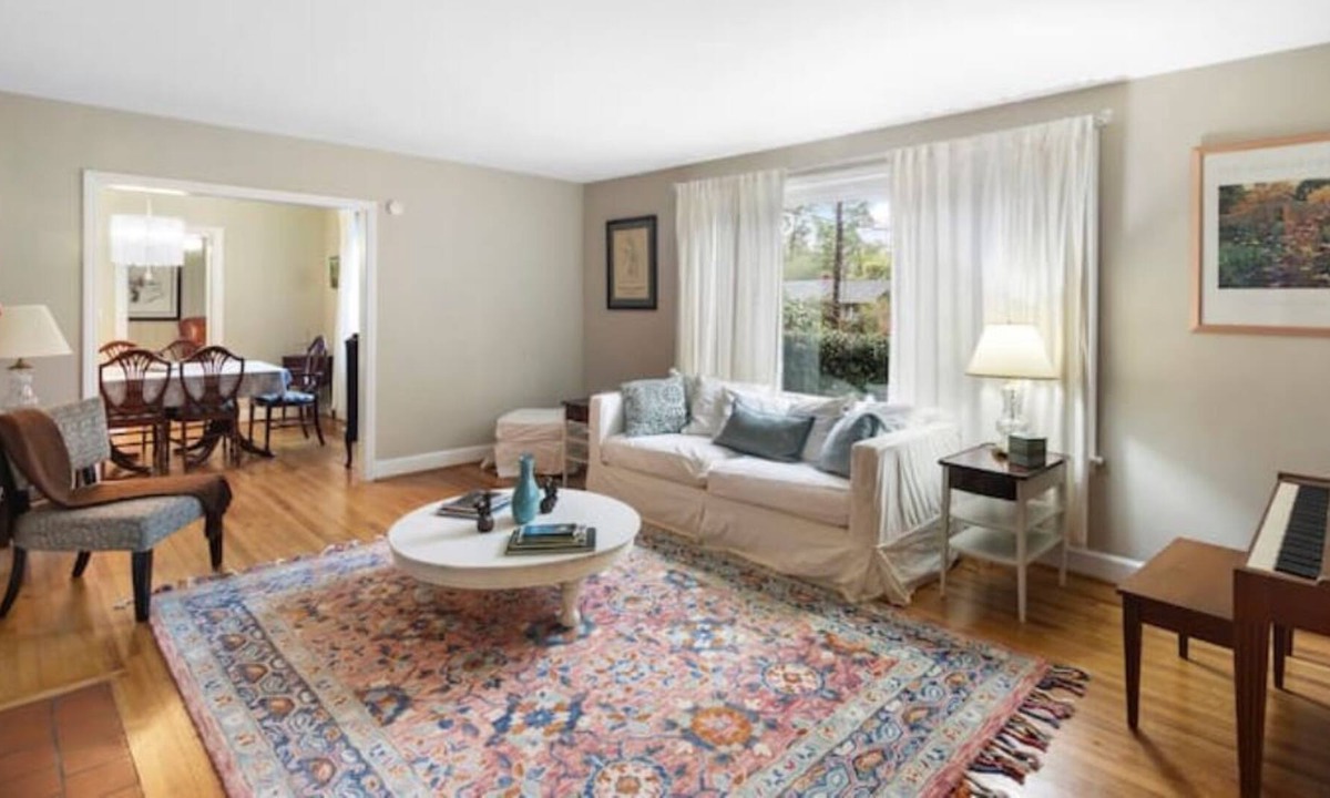 Aiken House | Sunrise Cottage - Charming 3 bed/2 bath house, close to Aiken and Augusta