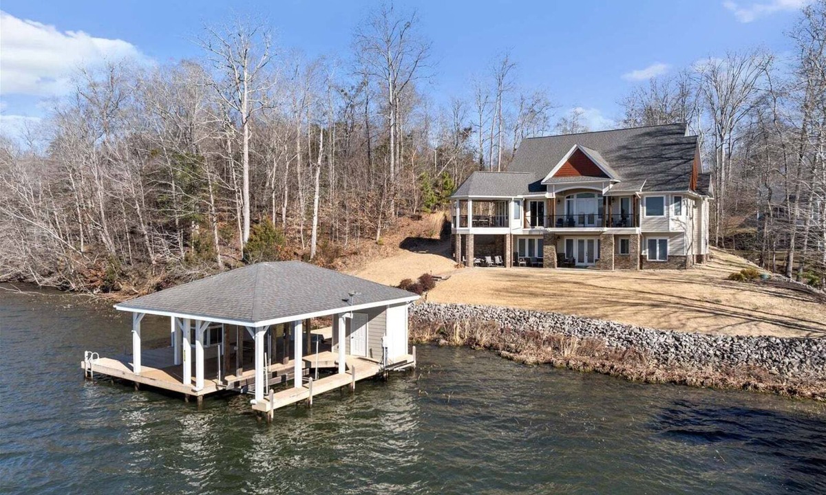 Morristown House | Sunset Escape | Waterfront |Great Location