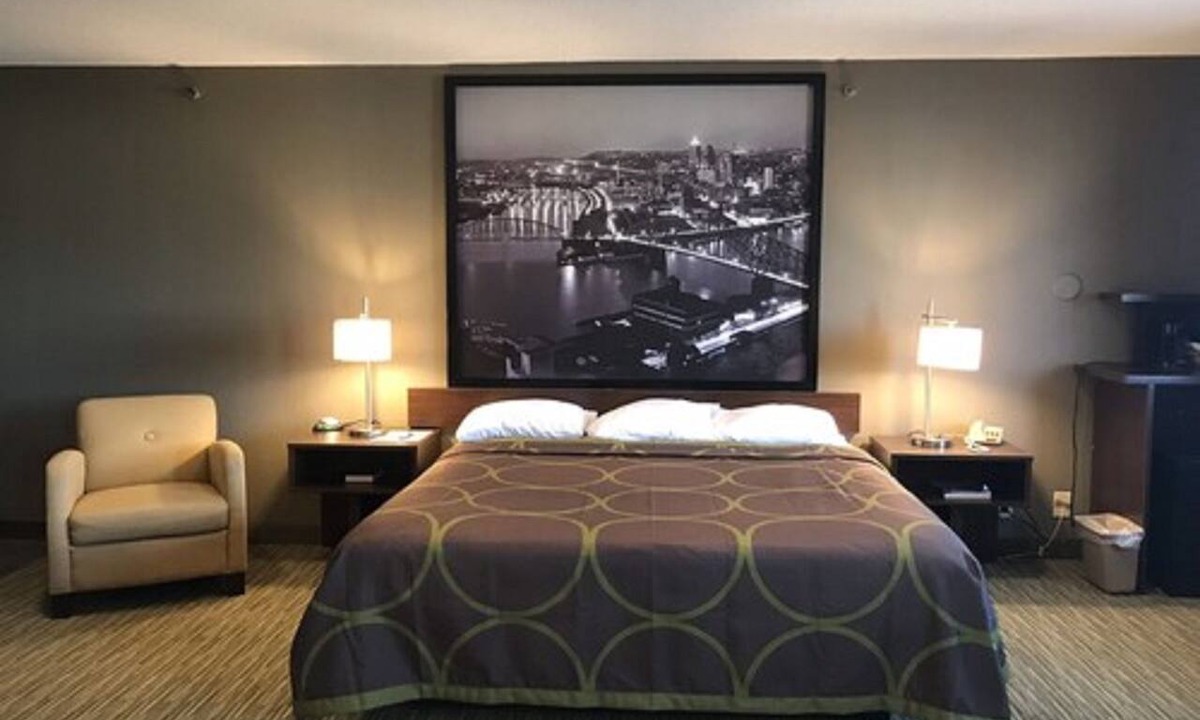 Hanover Hotel | Super 8 by Wyndham Hanover